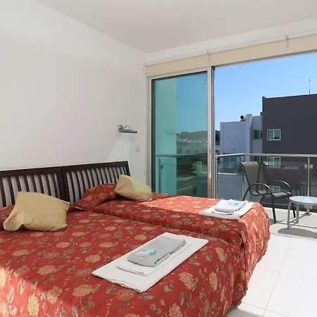 Coralli Beachfront プロタラス