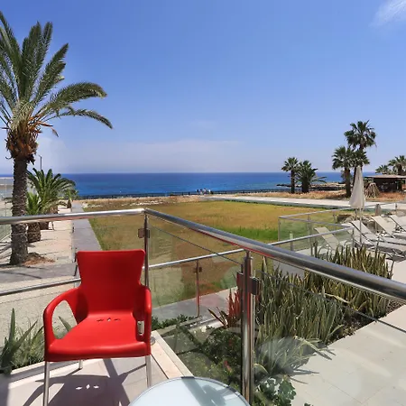Coralli Beachfront プロタラス