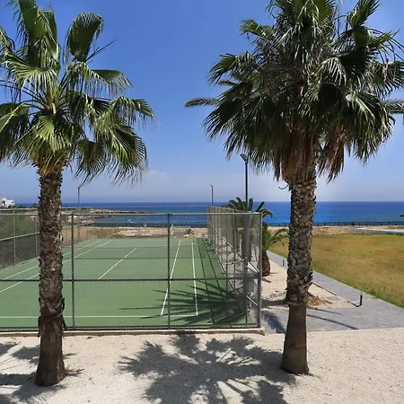 Coralli Beachfront Lägenhetshotell Protaras